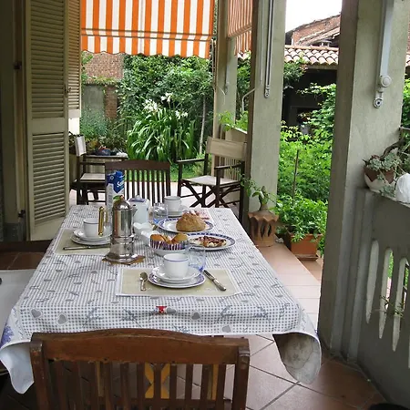 Nido Di Rondine Anfiteatro Morenico * Caluso