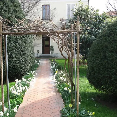 Nido Di Rondine Anfiteatro Morenico Caluso
